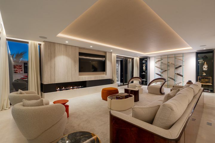 Villa Horizon - Unique Home in Marbella Hill Club