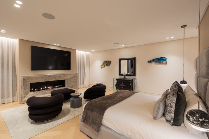 Villa Horizon - Unique Home in Marbella Hill Club