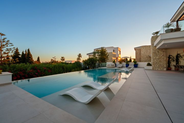 Tresora Villa B - Villa within Exclusive Gated Community