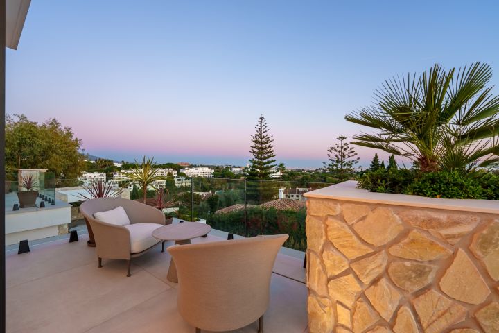 Tresora Villa B - Villa within Exclusive Gated Community