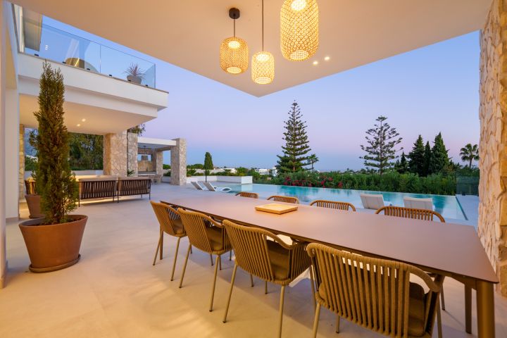 Tresora Villa B - Villa within Exclusive Gated Community