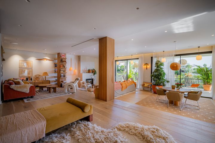 Herrojo 24 - Modern Exclusive Villa in a Gated Community in El Herrojo