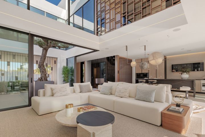 Vilas12 - Contemporary Refined Property with Panoramic Views