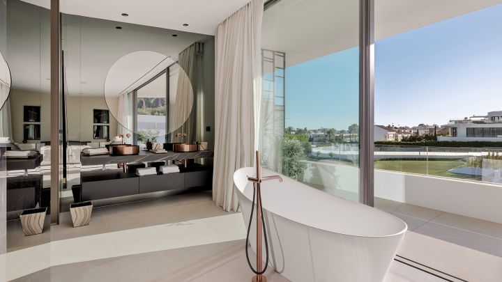 Vilas12 - Contemporary Refined Property with Panoramic Views