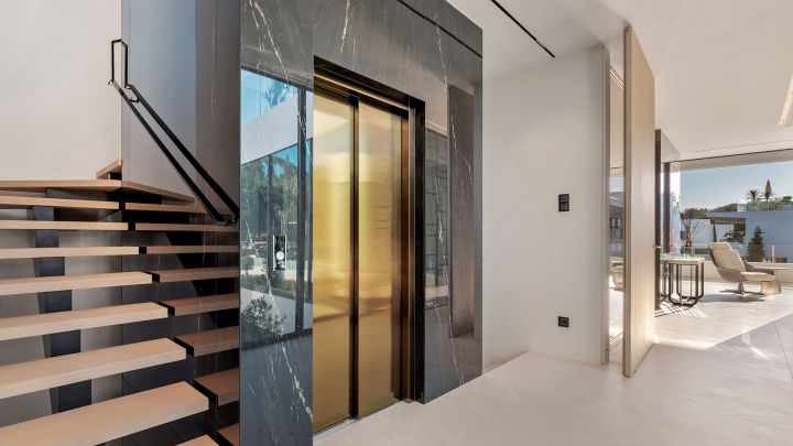 Vilas12 - Contemporary Refined Property with Panoramic Views