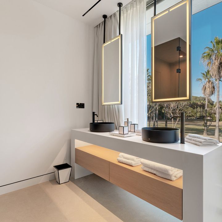 Vilas12 - Contemporary Refined Property with Panoramic Views