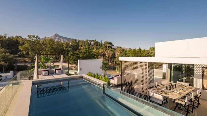 Vilas12 - Contemporary Refined Property with Panoramic Views