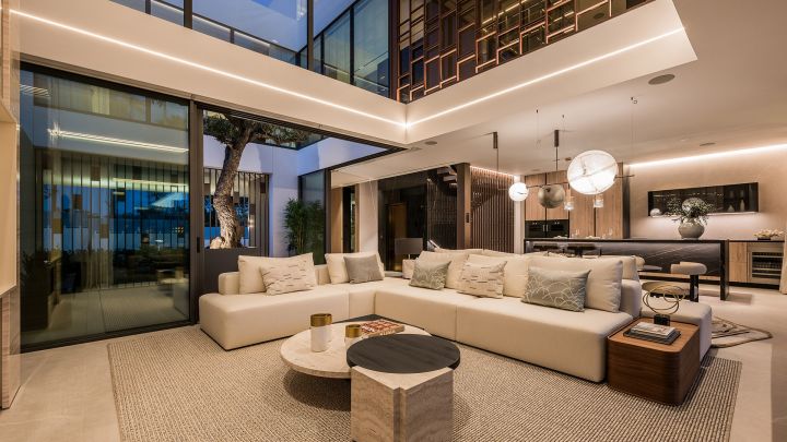 Vilas12 - Contemporary Refined Property with Panoramic Views