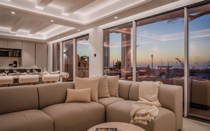 Duplex Penthouse avec 4 chambres et 4 salles de bain - Maison moderne et élégante dans une communauté fermée