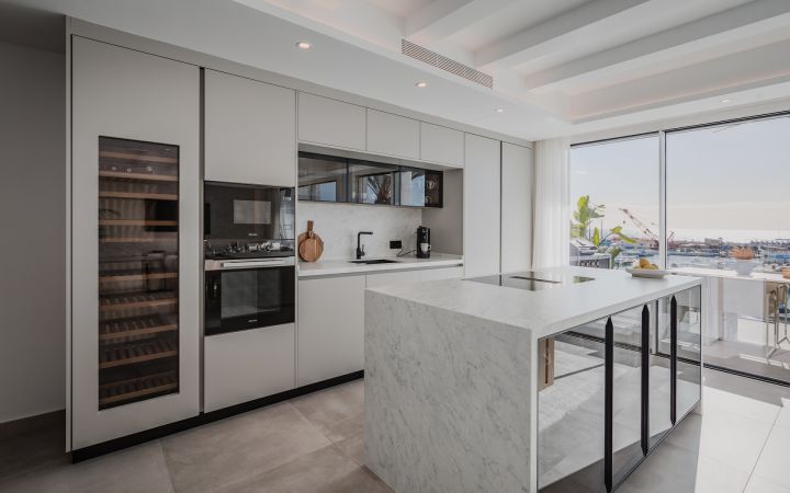 Duplex Penthouse avec 4 chambres et 4 salles de bain - Maison moderne et élégante dans une communauté fermée