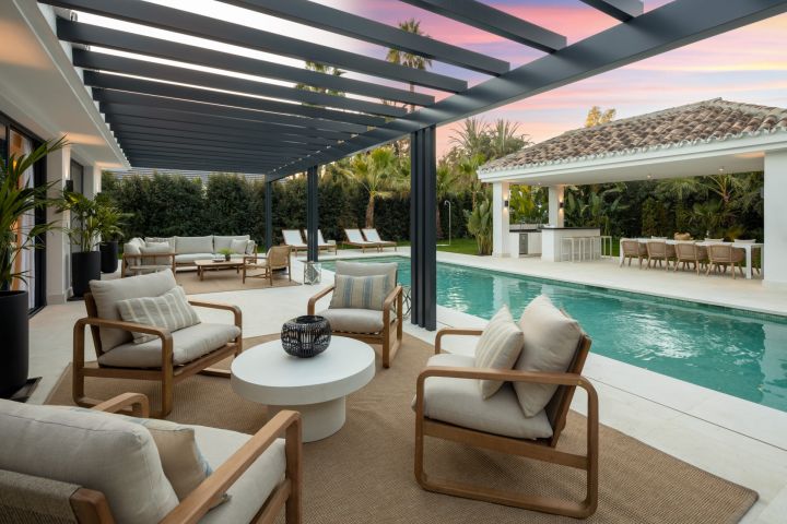 Oslo 79 - Refined Upscale Property with Top-Tier Finishes in Las Brisas