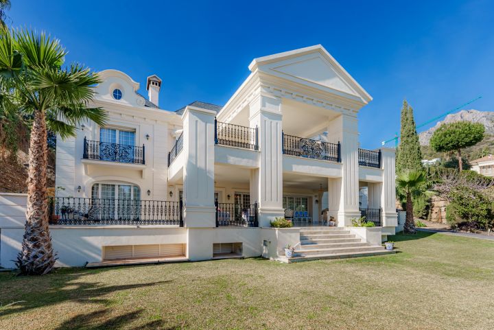 Villa en Cascada de Camojan - Villa exclusiva con encanto andaluz