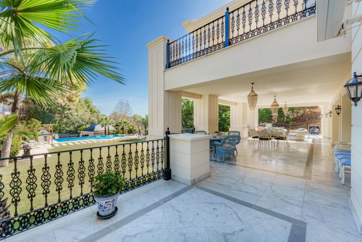Villa en Cascada de Camojan - Villa exclusiva con encanto andaluz