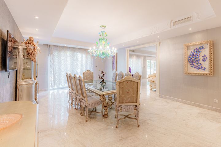 Villa in Cascada de Camojan - Exclusive Villa with Andalusian Charm