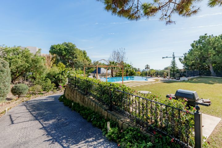 Villa en Cascada de Camojan - Villa exclusiva con encanto andaluz