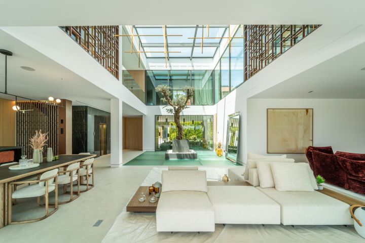 Villa avec 5 chambres et 5 salles de bain - Propriété contemporaine raffinée en première ligne de golf
