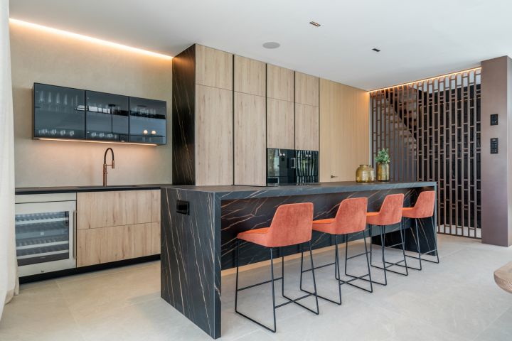 Villa avec 5 chambres et 5 salles de bain - Propriété contemporaine raffinée en première ligne de golf