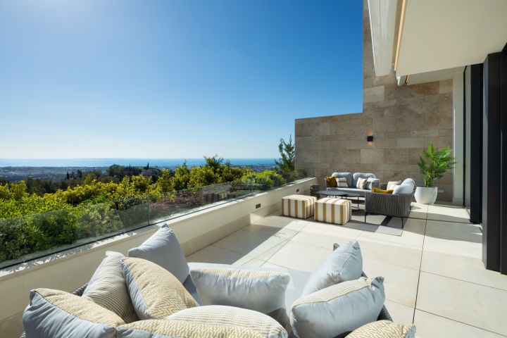 Grand View 1 - Contemporary Property with Panoramic Views in La Quinta