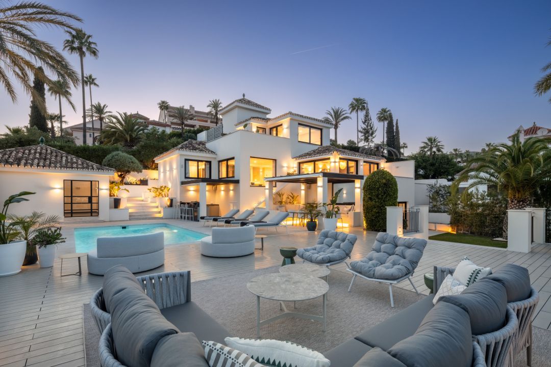 Villa Seraphina - Elegant Premium Home in a Gated Community