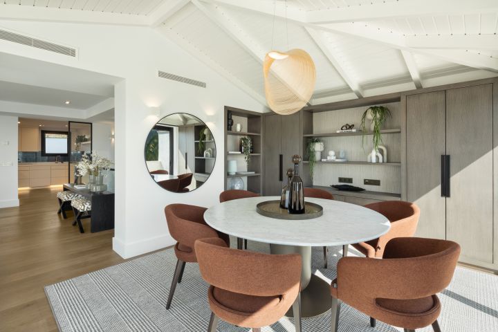 Villa Seraphina - Elegant Premium Home in a Gated Community