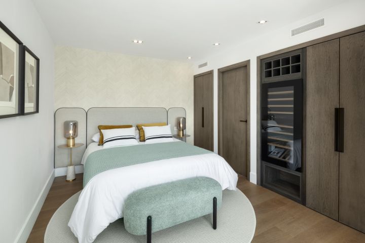 Villa Seraphina - Elegant Premium Home in a Gated Community