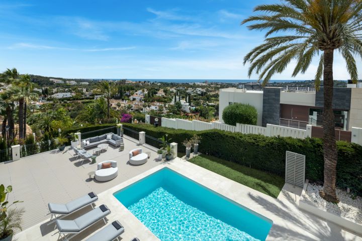 Villa Seraphina - Elegant Premium Home in a Gated Community