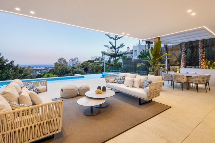 Villa Ellen - Contemporary Exclusive Villa with Stunning Sea Views
