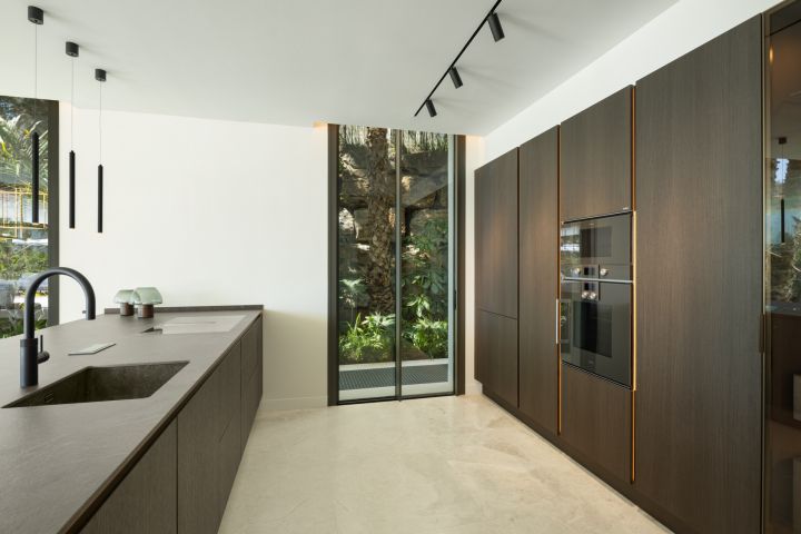 Villa Ellen - Contemporary Exclusive Villa with Stunning Sea Views