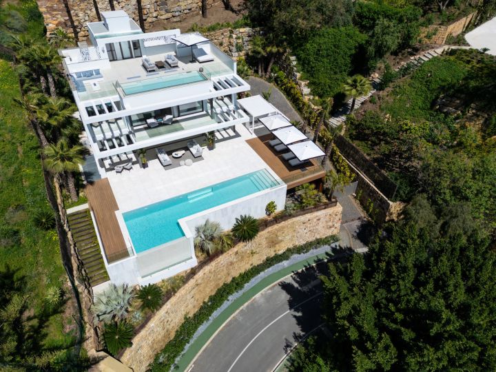 Villa Ellen - Contemporary Exclusive Villa with Stunning Sea Views
