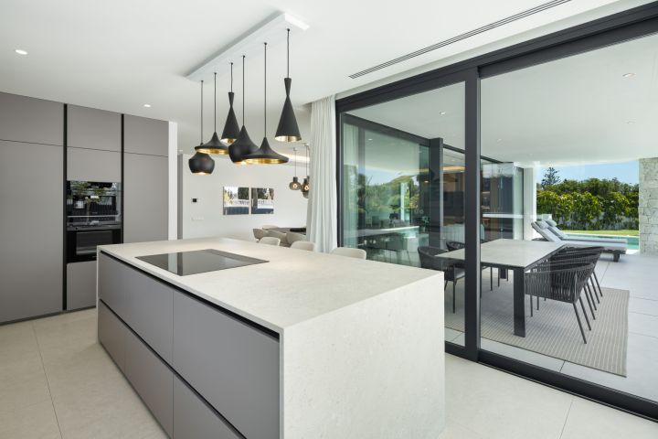 Marbesa 203 - Propriété sur mesure au design moderne