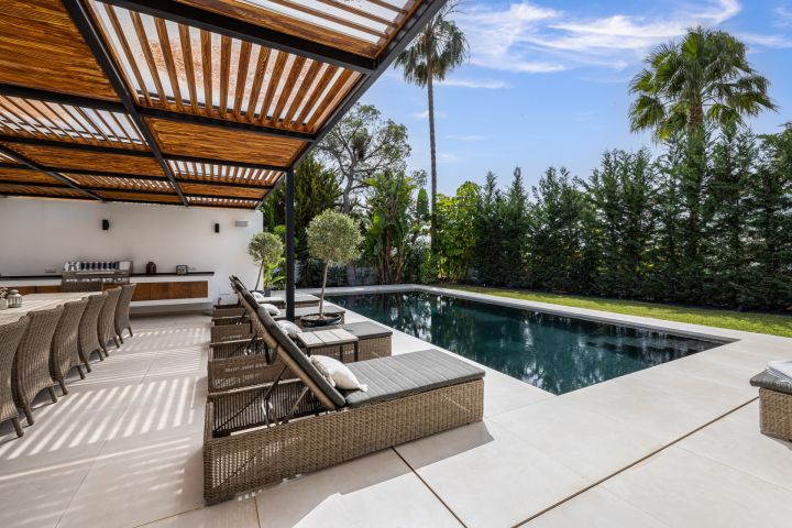 Villa en Los Naranjos Club Golf - Villa exclusiva a medida en una urbanización privada en Los Naranjos Golf