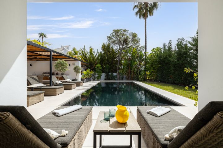 Villa in Los Naranjos Club Golf - Villa in a Gated Community in Los Naranjos Golf