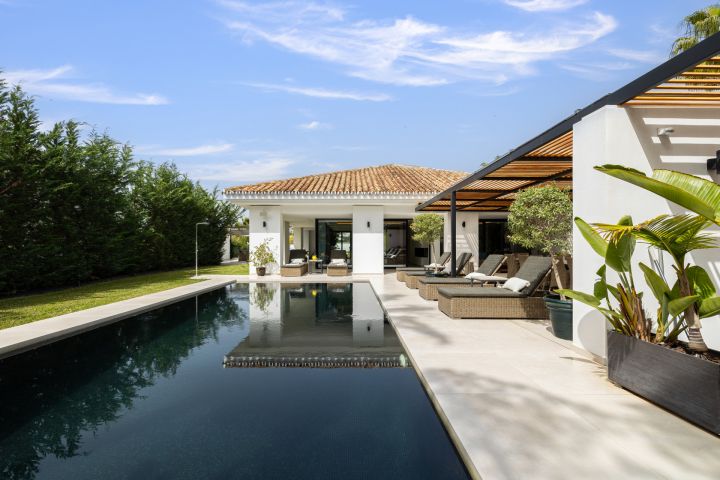 Villa en Los Naranjos Club Golf - Villa exclusiva a medida en una urbanización privada en Los Naranjos Golf