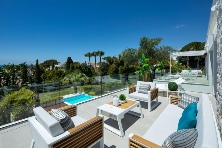 Villa Natura - Stylish Elegant Villa with Top-Tier Finishes in Marbesa