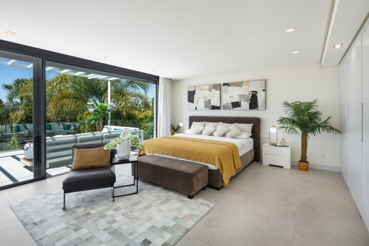 Villa Natura - Stylish Elegant Villa with Top-Tier Finishes in Marbesa