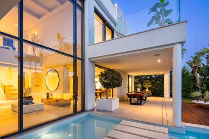 Villa Natura - Stylish Elegant Villa with Top-Tier Finishes in Marbesa