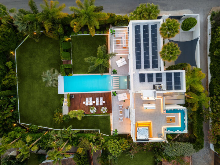 Villa Natura - Stylish Elegant Villa with Top-Tier Finishes in Marbesa