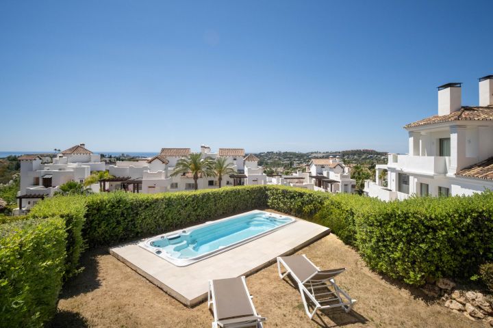 Exclusive Apartment in Nine Lions Residences - Bespoke High-End Home offering Golf Views