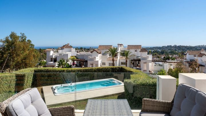 Exclusive Apartment in Nine Lions Residences - Bespoke High-End Home offering Golf Views