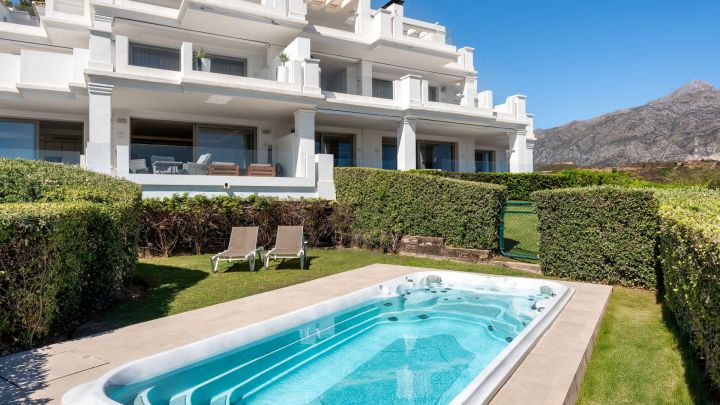 Exclusive Apartment in Nine Lions Residences - Bespoke High-End Home offering Golf Views