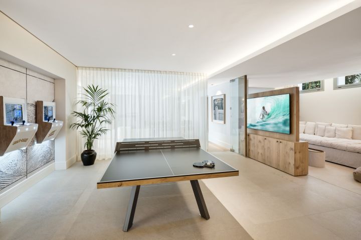 Villa Serena - Propiedad contemporánea con vistas panorámicas en La Quinta