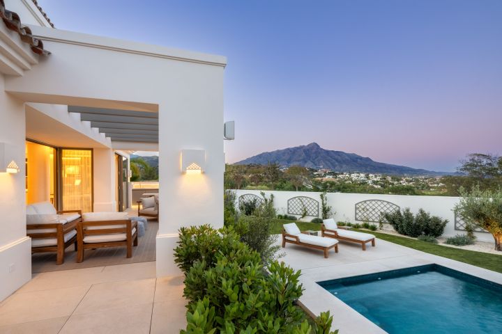 Villa Serena - Propiedad contemporánea con vistas panorámicas en La Quinta
