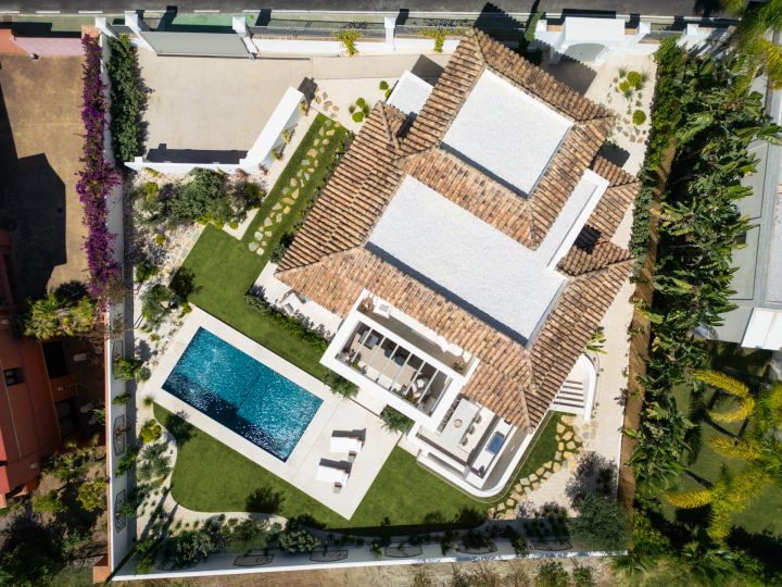 Villa Serena - Propiedad contemporánea con vistas panorámicas en La Quinta