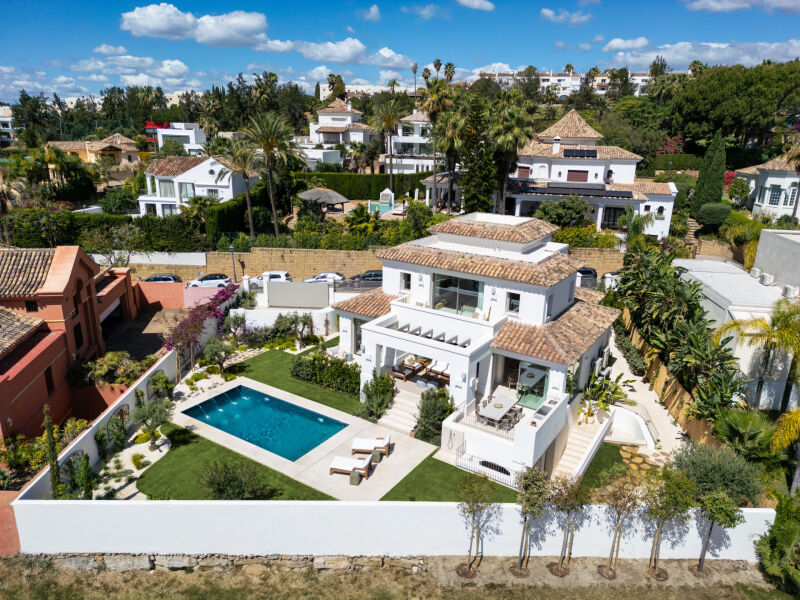 Villa Serena - Contemporary Property with Panoramic Views in La Quinta