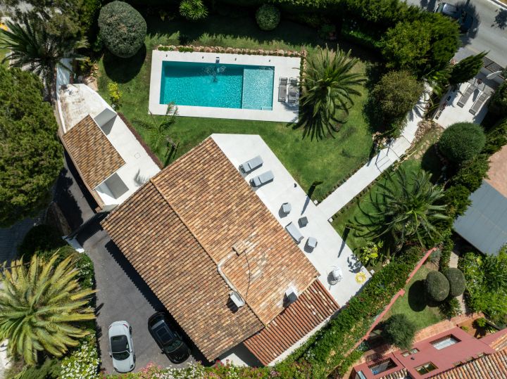 Property in La Quinta - Charming Modern Home with Top-Tier Finishes