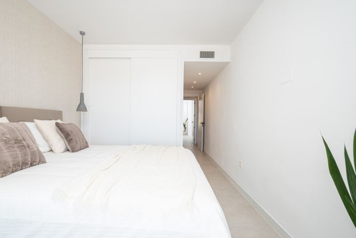 Belvederes 13 - Contemporary Property with Panoramic Views