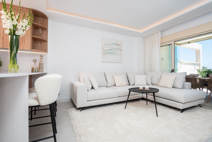Belvederes 13 - Contemporary Property with Panoramic Views