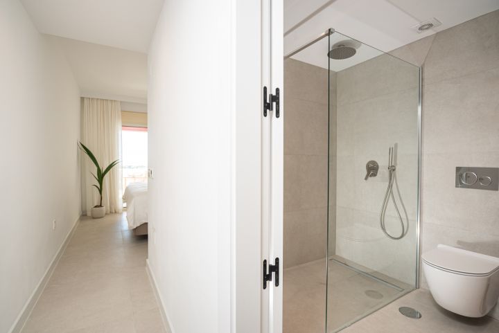 Belvederes 13 - Contemporary Property with Panoramic Views
