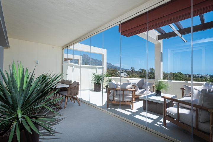 Belvederes 13 - Contemporary Property with Panoramic Views