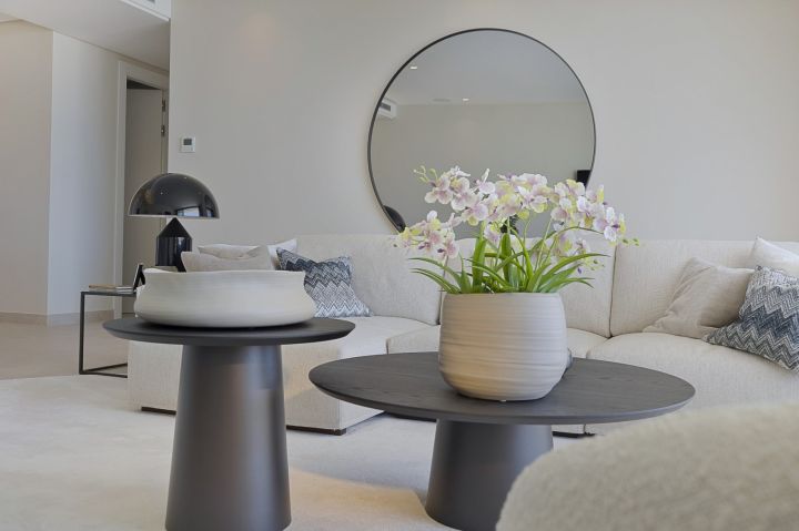 The View 102 - Contemporary Luxury Apartment in Private Community